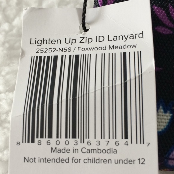 Vera Bradley Lighten Up Zip ID lanyard set Foxwood - Picture 3 of 4